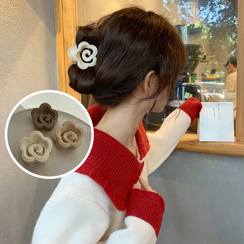 

Retro Geometric Camellia Hair Clip Claw For Women Large Plastic Coffee Thick Hair Crab Hairpin Woman Headwear Hair Accessories