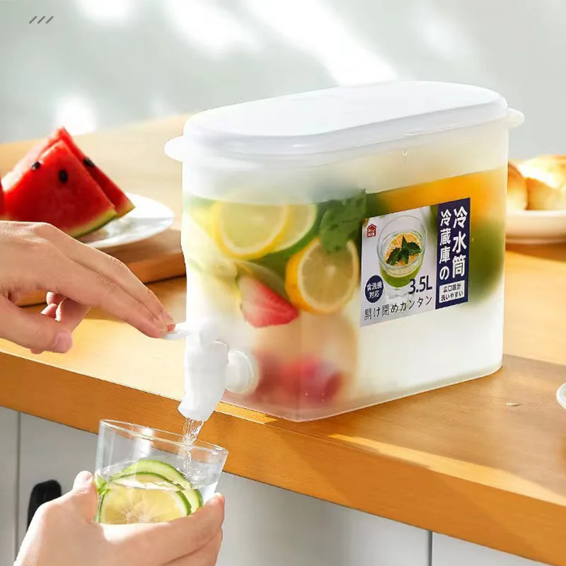 

3.5L Large Capacity Cold Kettle Bottle Refrigerator Comes With Faucet Chilled Water Dispenser Food Grade Kitchen Plastic Bucket