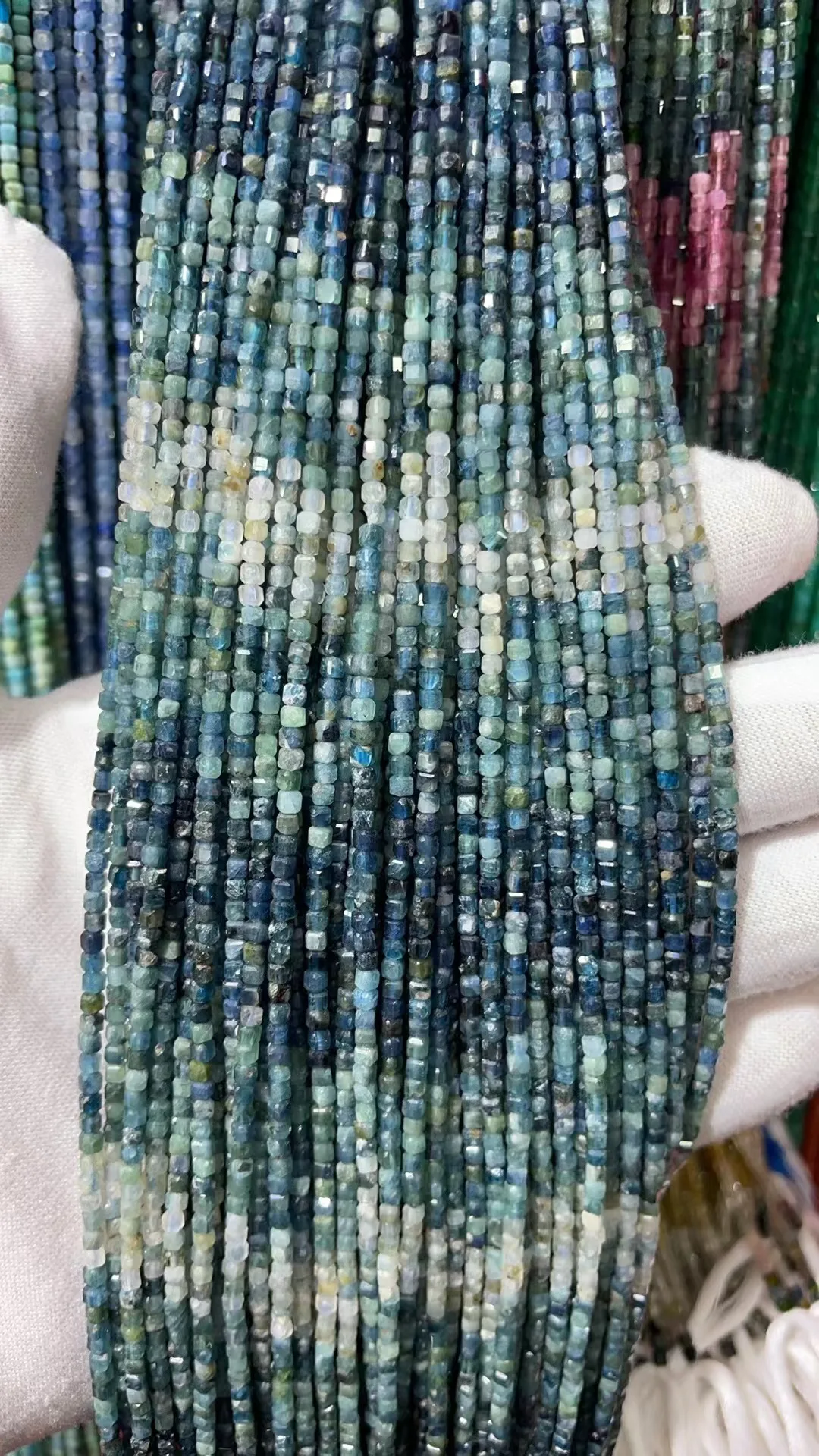 Blue Tourma cut face square grain 2 5x2 5 мм длина dagree38.5cm