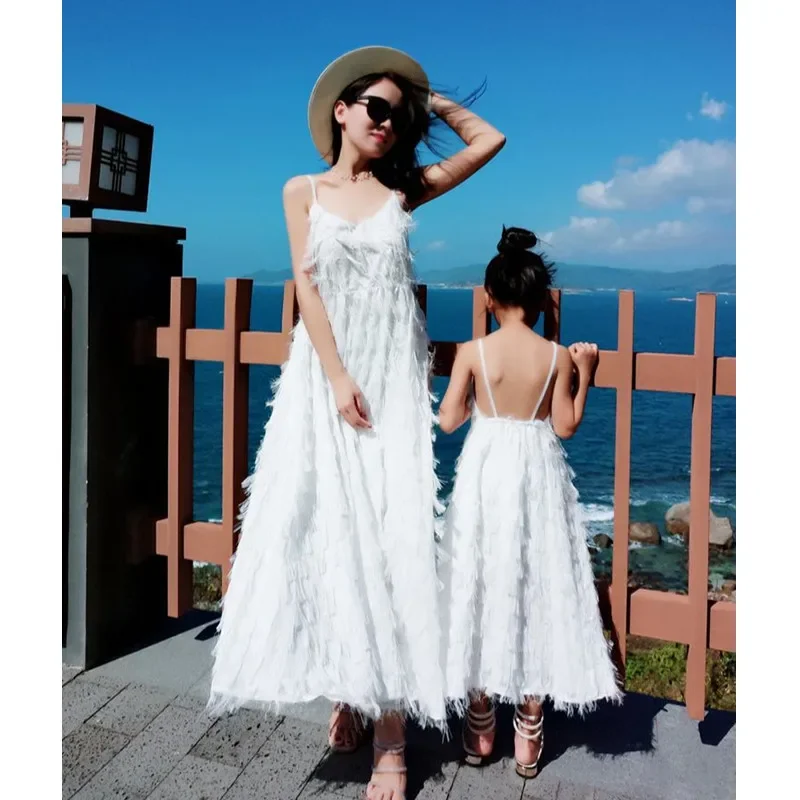 2024 белая цельная одежда для мамы и маленьких девочки женское отпускное платье