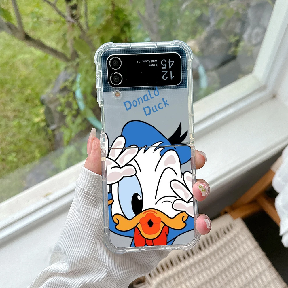 Чехол-книжка с рисунком из мультфильма Дональд Дак и Дейзи