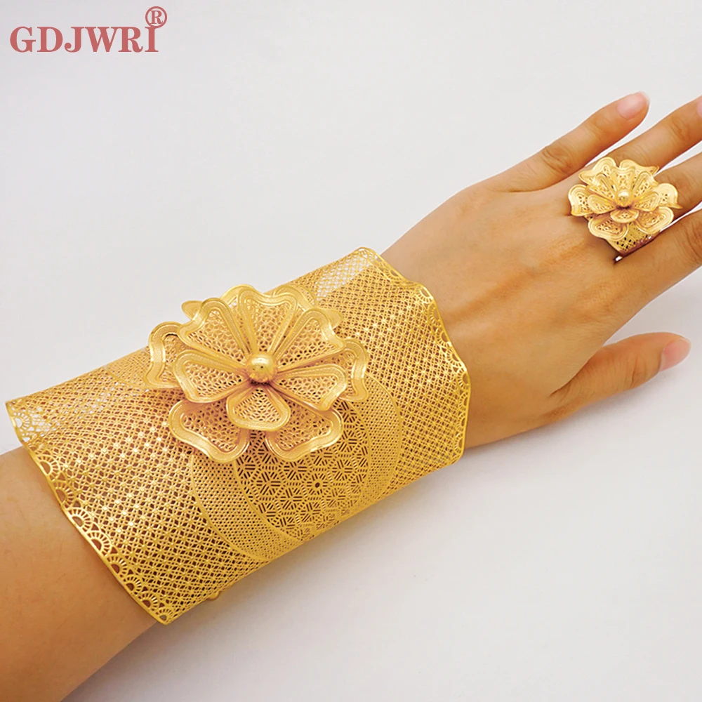 

Dubai Gold Color Chain Cuff Bangle & Ring For Women Indian Moroccan Big Bracelet Jewelry Arabic Nigerian Wedding Party Gift