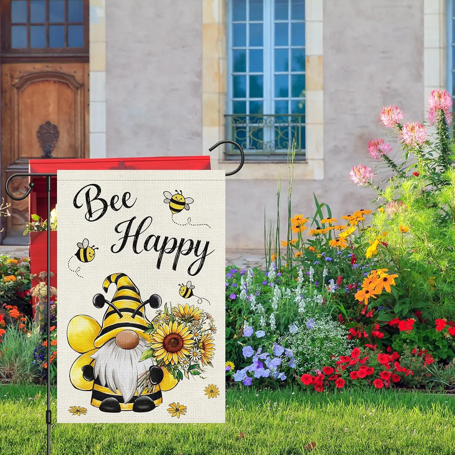 Фото Флаг для сада Heyfibro Bee Happy Gnome 12x18, двусторонний, из мешковины, с изображением гнома в костюме пчелы и подсолнухов, для весны и лета, для двора №2