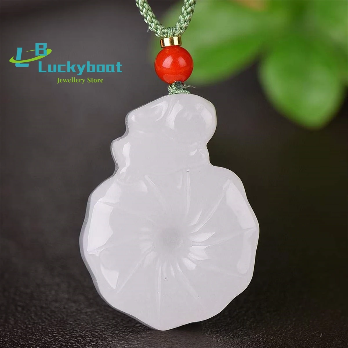 

Natural Gold Silk Jade Future Like Brocade Pendant Simple and Personalized Versatile Exquisite and Fashionable for Men and Women