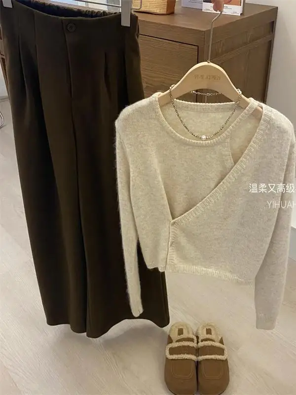 KK · Studio Selected Recommend ~ French sle Gentle Sle High-Grade Irregular round Neck with Holes Knit Sweater