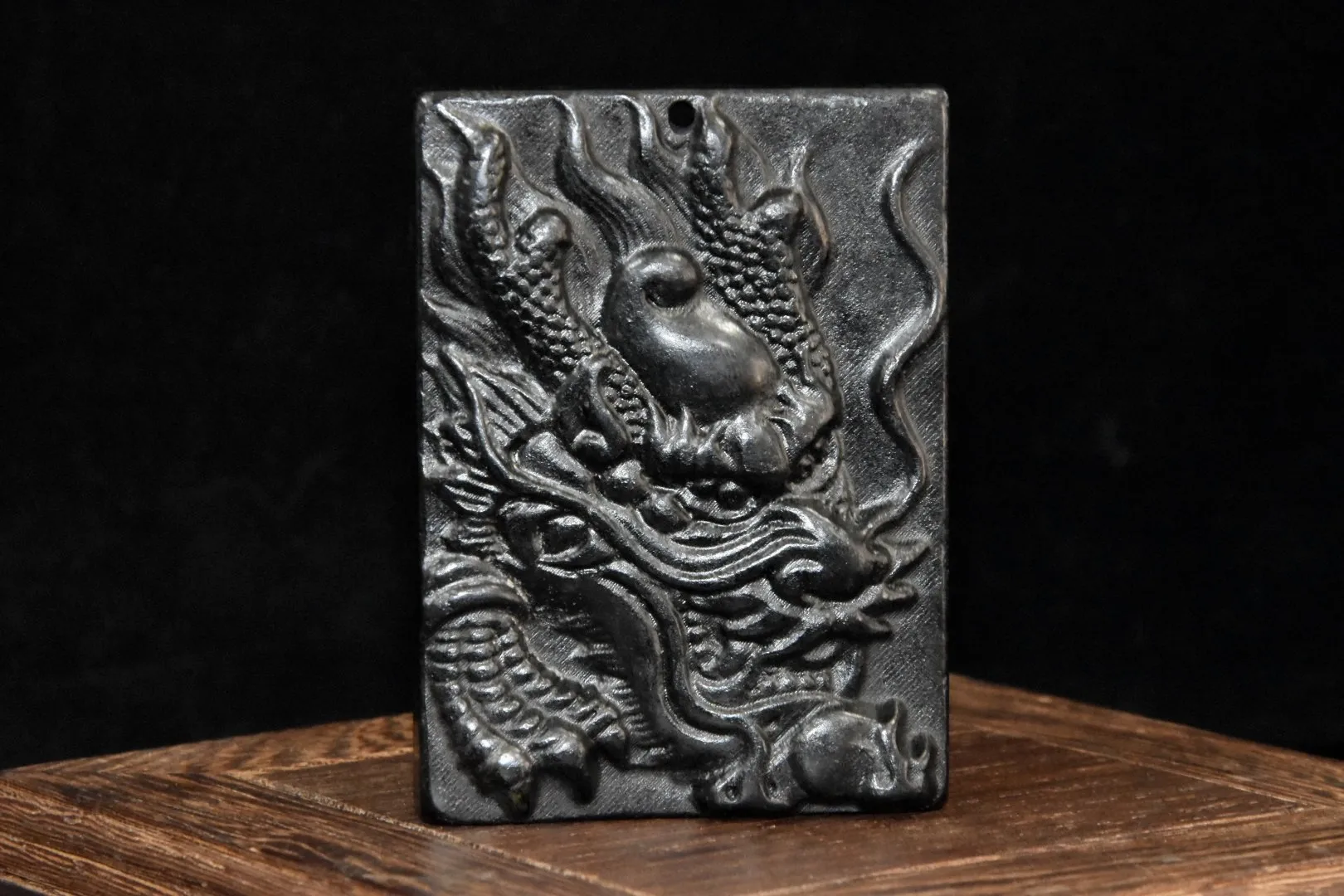 

China Hongshan Culture Magnetic Black Iron Meteorite Sculpture Lucky'“Dragon”Necklace/Waist Tag Home Decoration#8