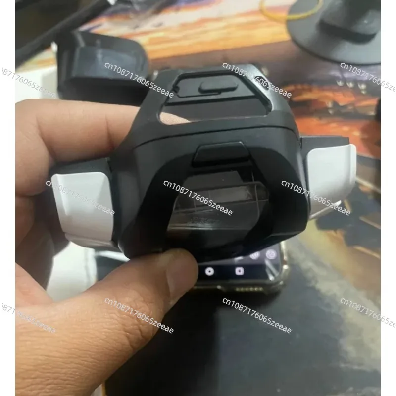 Старый бывший в употреблении оригинальный ROG Phone 6 аэроактивный аэровентилятор