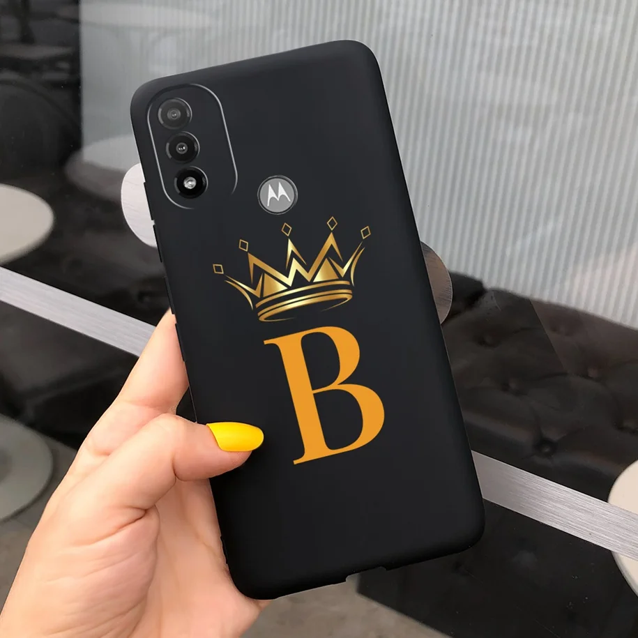Чехол для Motorola Moto E20 E30 E40 роскошный чехол с именными буквами и короной телефона
