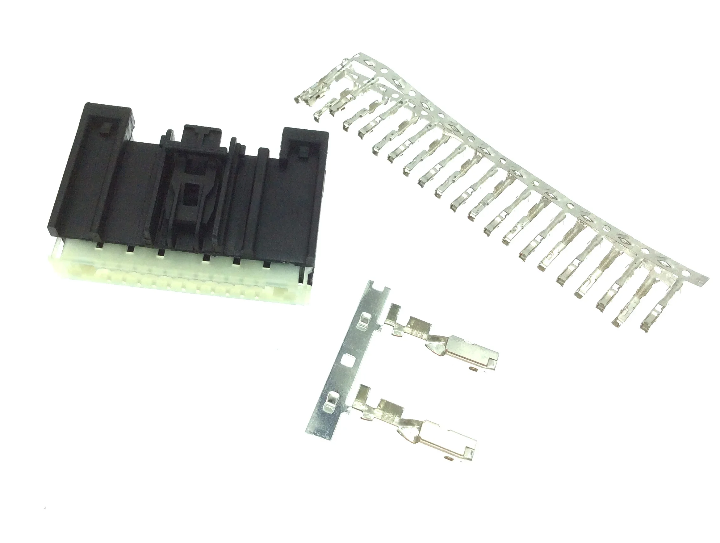 

Для Ford Focus Mondeo Kuag Edge CD Navigation Power Audio Разъем для динамика C240A Корпус C-max