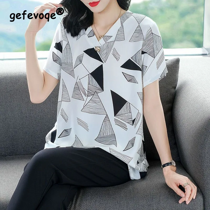 

Elegant Ice Silk Shirt Female Clothing 2023 Summer New Casual Loose Geometric Printing Tops Women V-neck Pullovers T-shirt
