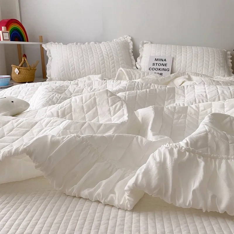 

Summer Cool Quilts Queen King Size Thin Blanket for Bed Girl White Pink Cute Bed Cover Quilted Bedspread Bedroom Princess Decor