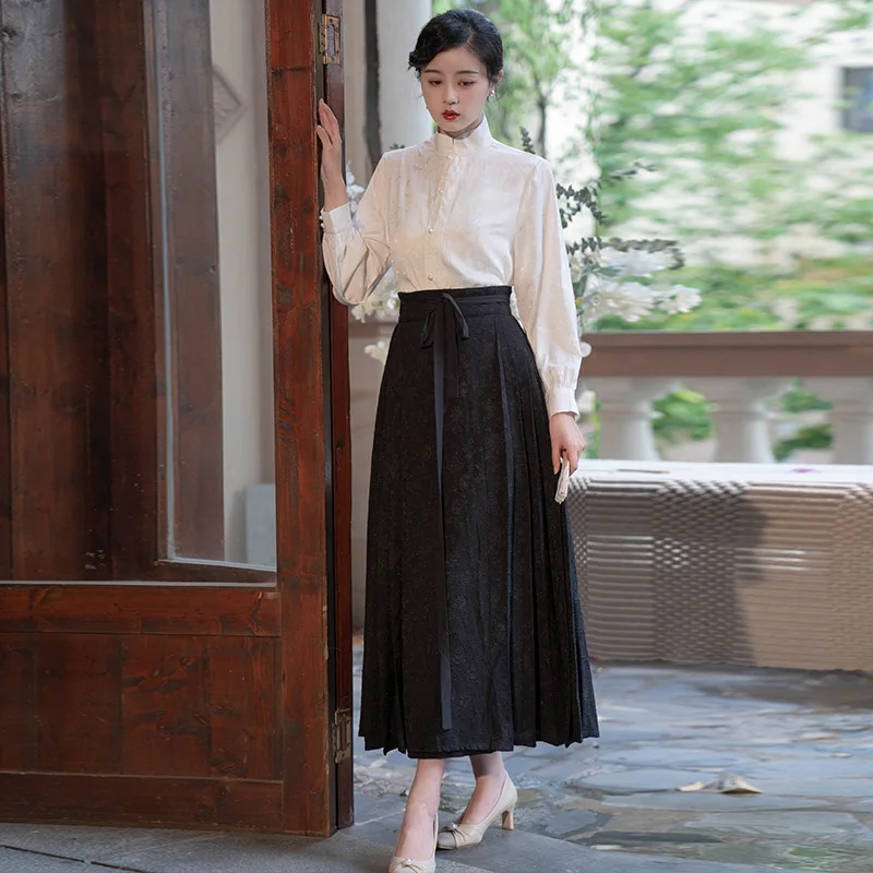 

Женский костюм Hanfu с высокой роскошной юбкой с изображением лошади, большого размера XL, белый с черной вышивкой, уличный Топ для молодых женщ...