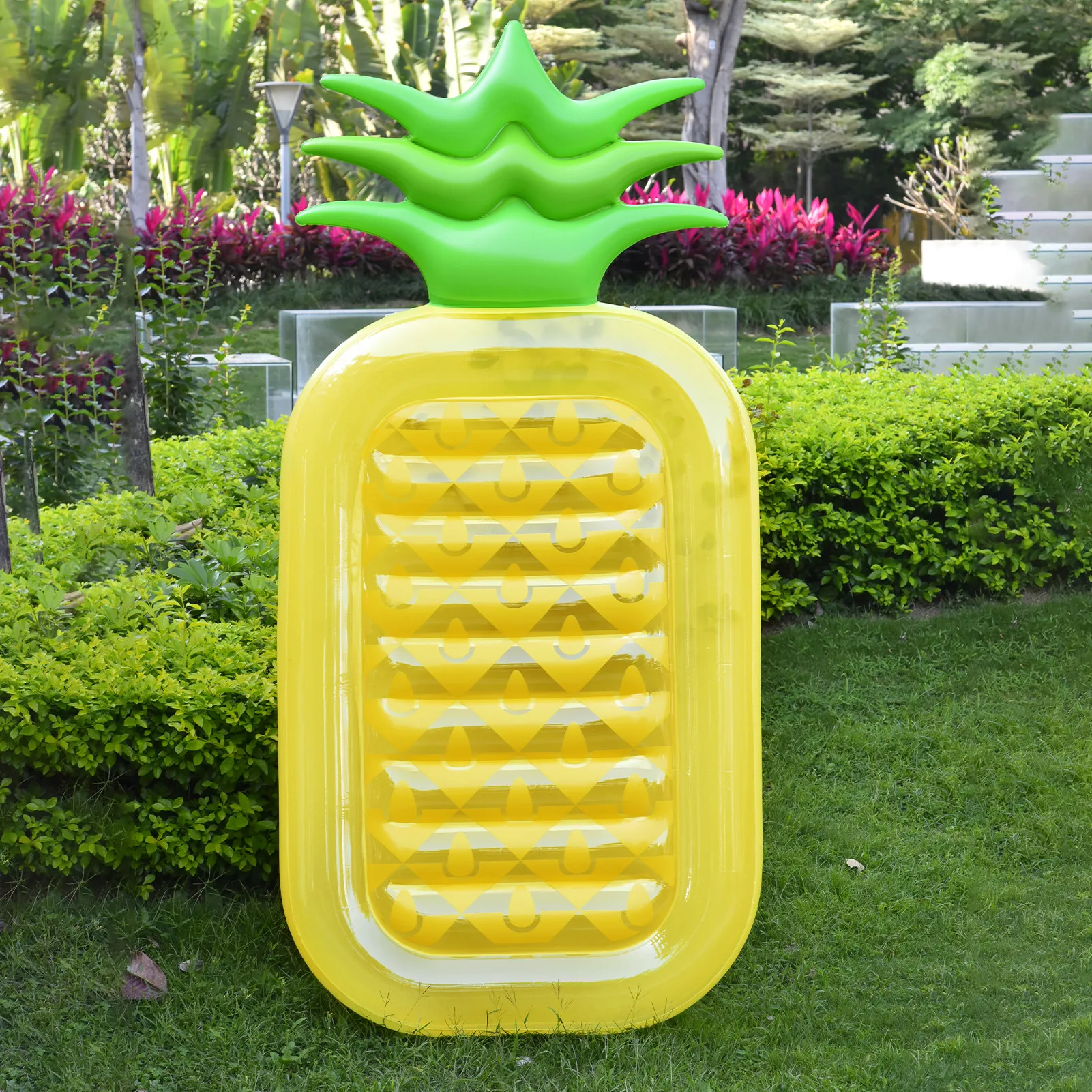 

2022 Iatable Pineapple Giant Pool Floats Swimming Ring Summer Large Float Raft Pool Accessories Air Mattress Beach Pool Toys