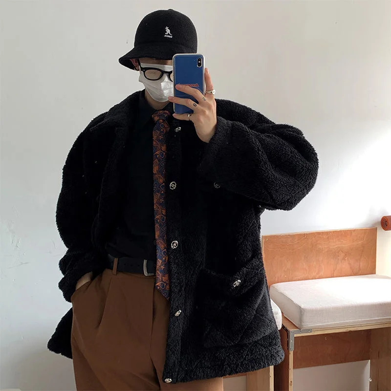 Winter Thick Jacket Men Warm Fashion Black White Casual Lamb Wool Jacket Men Korean Loose Short Coat Mens Large Size M-5XL