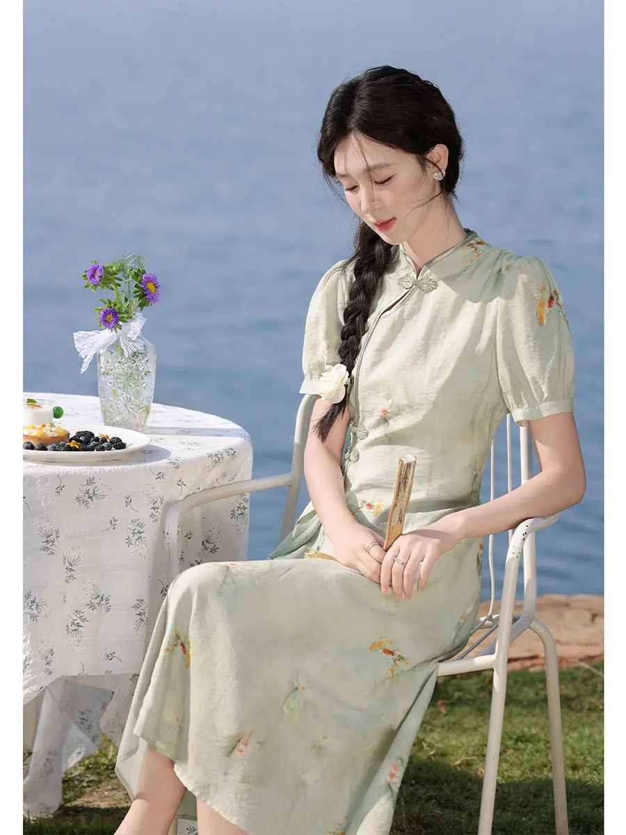 Женское платье с коротким рукавом длинное Ципао в китайском стиле поясом лето 2024