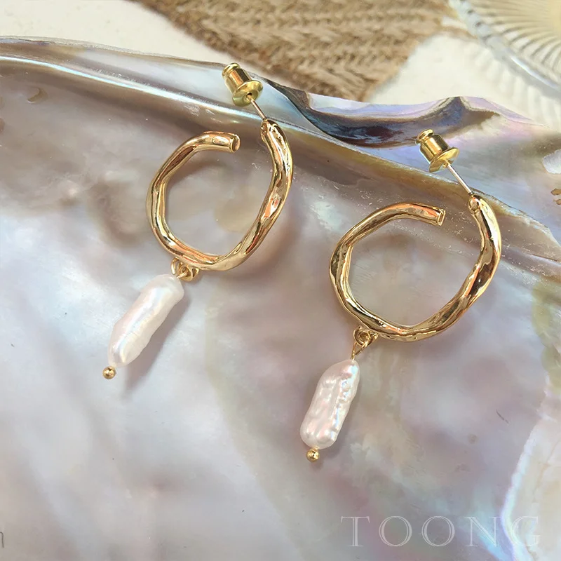 

Minar Vintage Gold Geometric Irregular Freshwater Pearl Drop Earrings for Women Punk Statement Round Long Dangle Earring Brincos