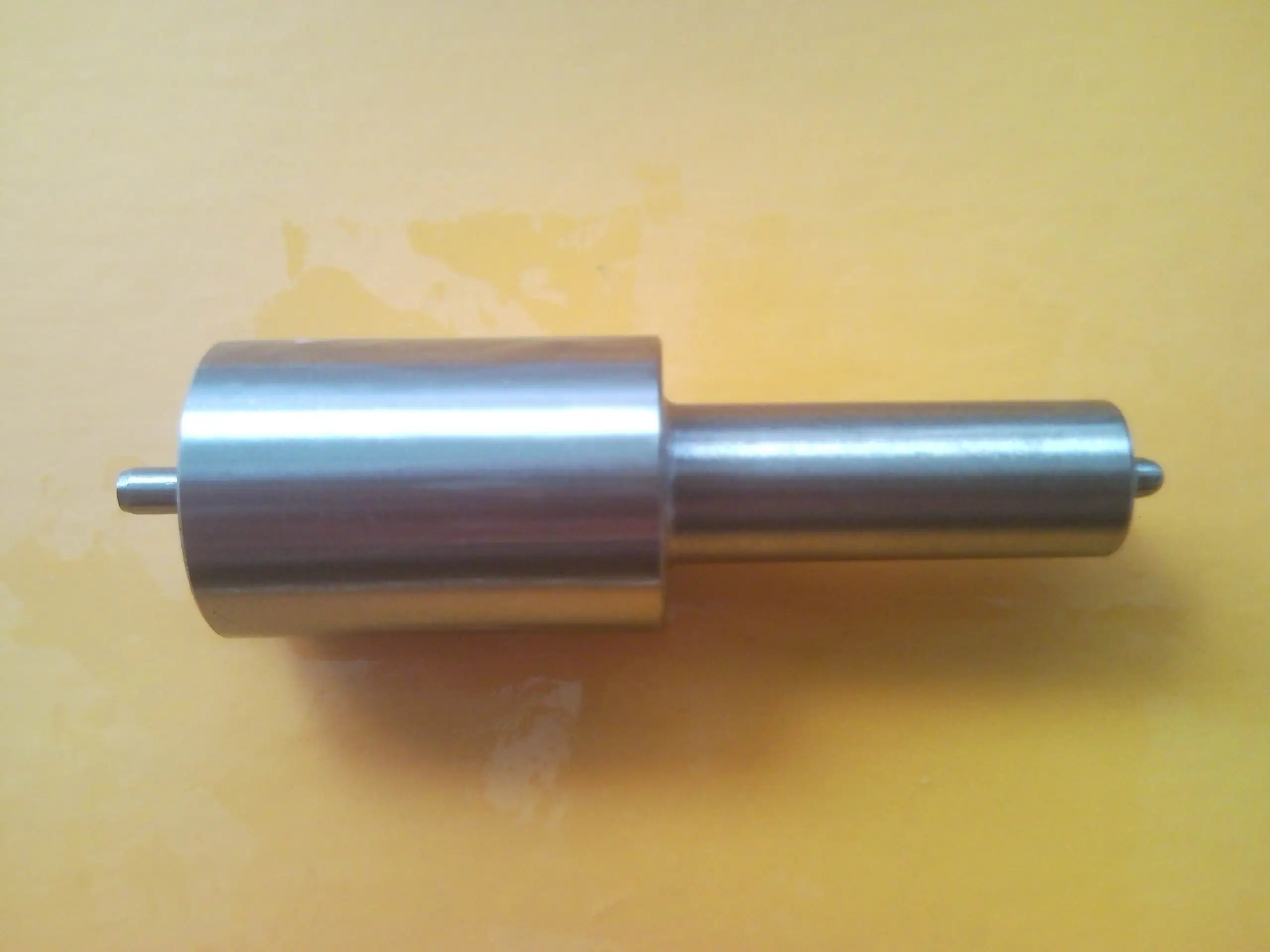 

T.DI пресная новая Форсунка инжектора DLL150S6841CF = 5621891 ,DLLA150S773