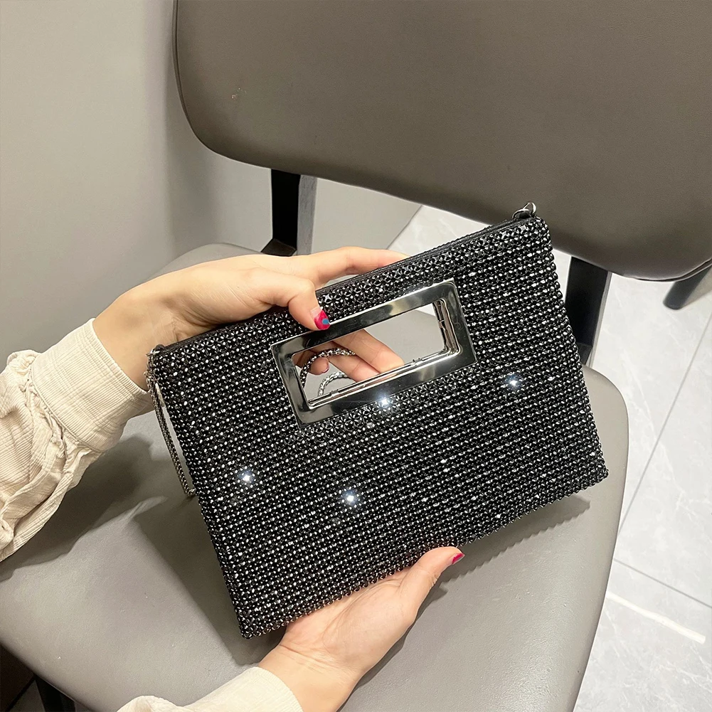 Женская вечерняя сумка-клатч на плечо с цепочкой