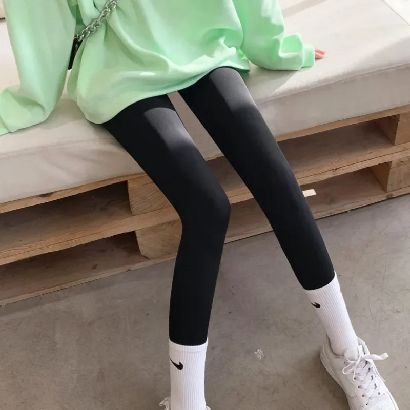 

Women's Summer New High-end Luxury Temperament Elastic High Waist Thin Leg Hip Lifting Sports Yoga Shark Skin Casual Legging