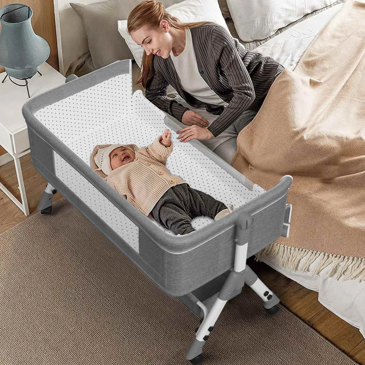 Baby Crib Bassinet Cradle Infant Cradle Bed with Diaper Storage Basket Travel Bed Mosquito Net Baby Bedside Sleeper for Newborns