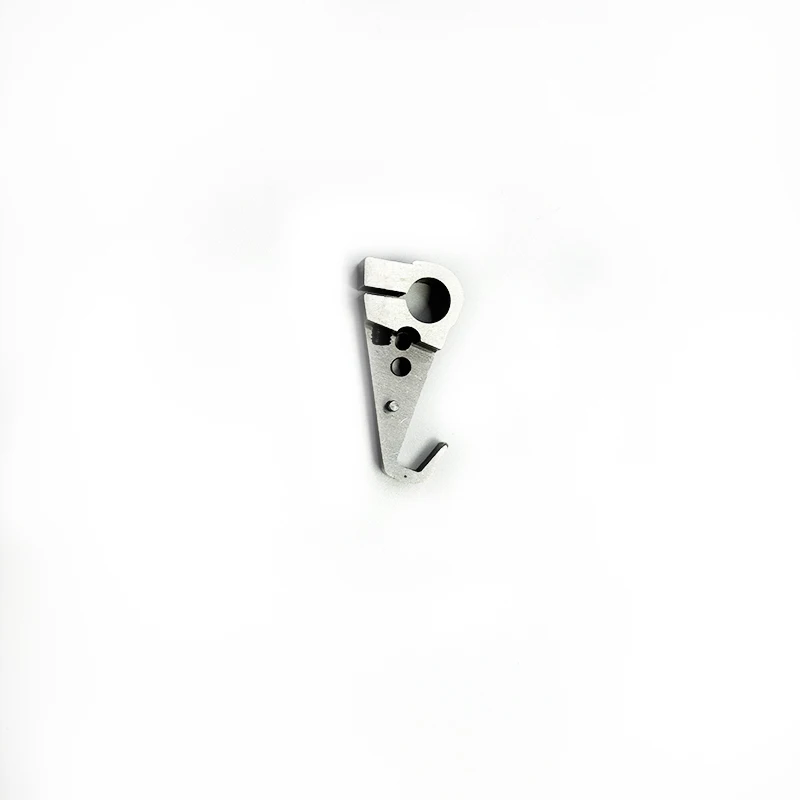 

Держатель левого ножа для швейной машинки YAMATO 2700 SunStar7310