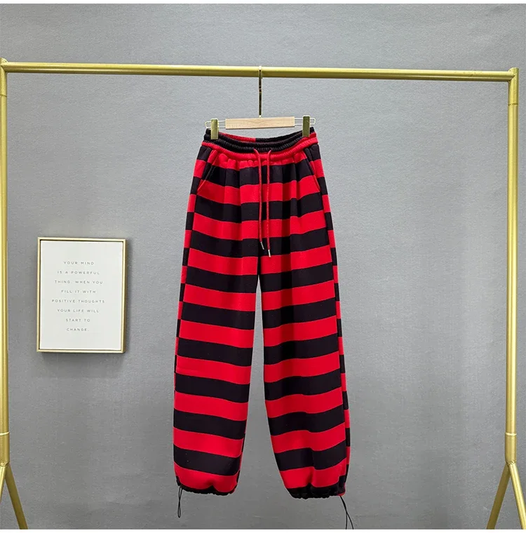 Флисовые спортивные штаны женские зимние новые свободные и эластичные полосатые