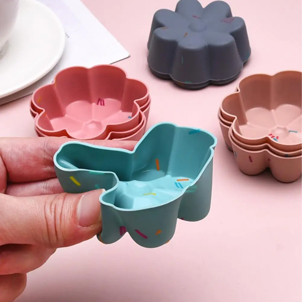 

6Pcs/Set Cupcake Mold Non-stick Quick Release Lightweight Muffin Cake Dessert Mold Bakeware Tool