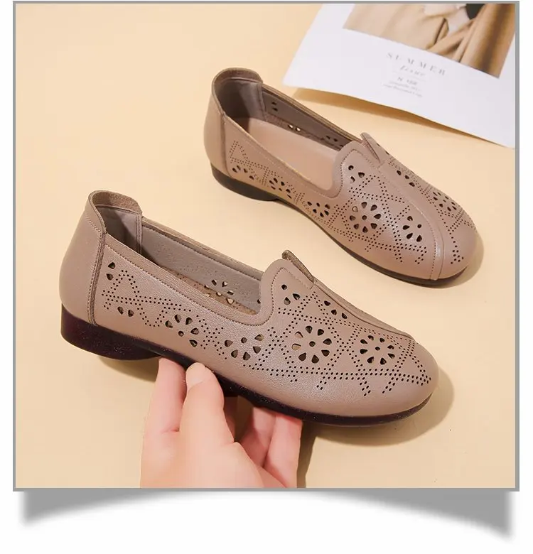 

2022 Hollow Soft SoleMoccasins Womens Butterfly Cutouts Breathable Summer Casual Shoes Female Leather Flats Loafers Mother Shoes