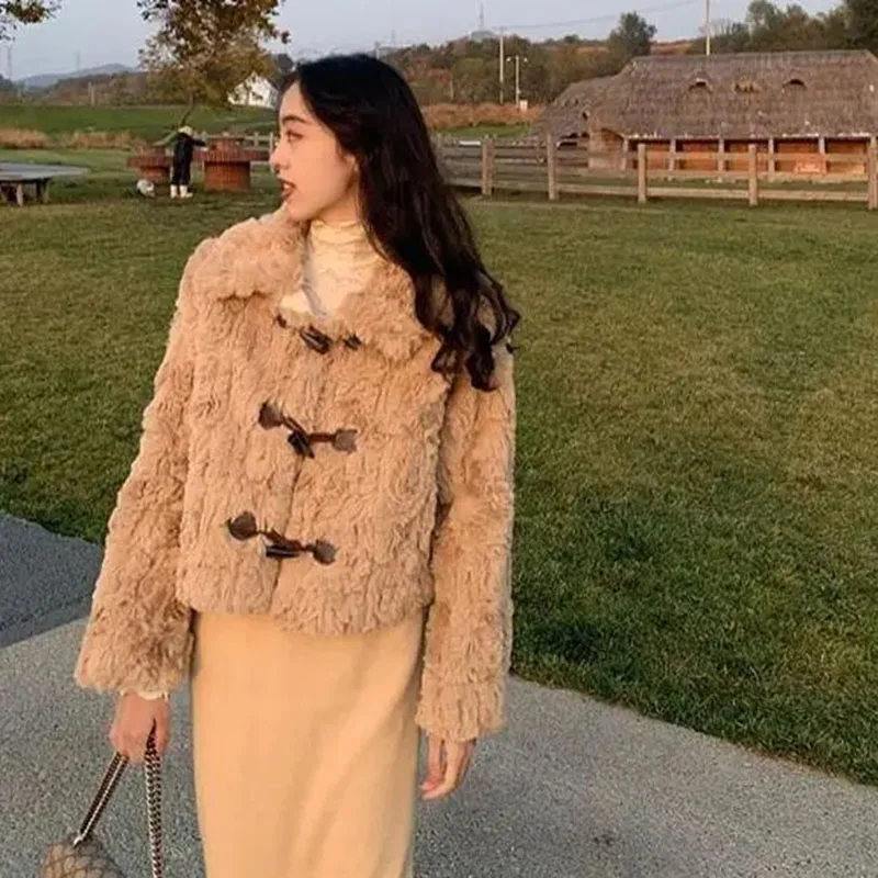 Куртка женская из овечьей шерсти с длинным рукавом и пуговицами