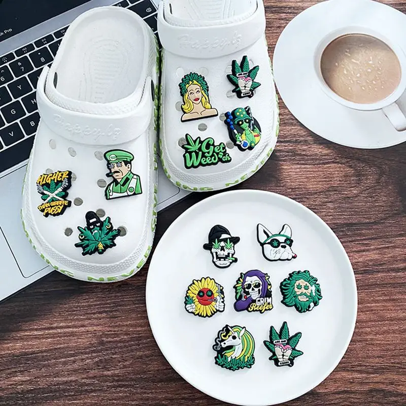 

Cartoon Shoe Crocs Charms Accessories Decoration Cute Pink Hole Shoes Flower Shoe Buckle PVC Soft Plastic Detachable Match