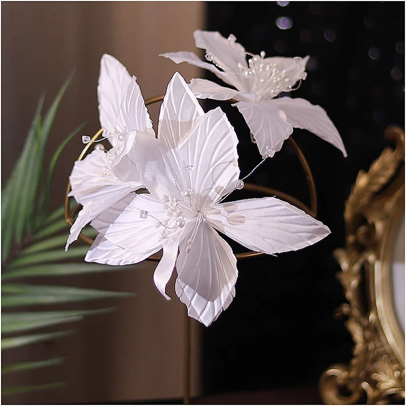 Белый атласный зажим в виде лепестков цветов на боку для невесты Свадебные