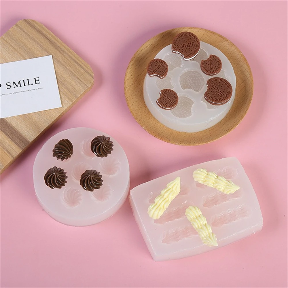 

1Pc Cartoon Ice Cream Cakes Mold Hand Made Baking Mold DIY Biscuit Resin Mold Candles Soap Mold Pastry Tools Kitchen Accessories