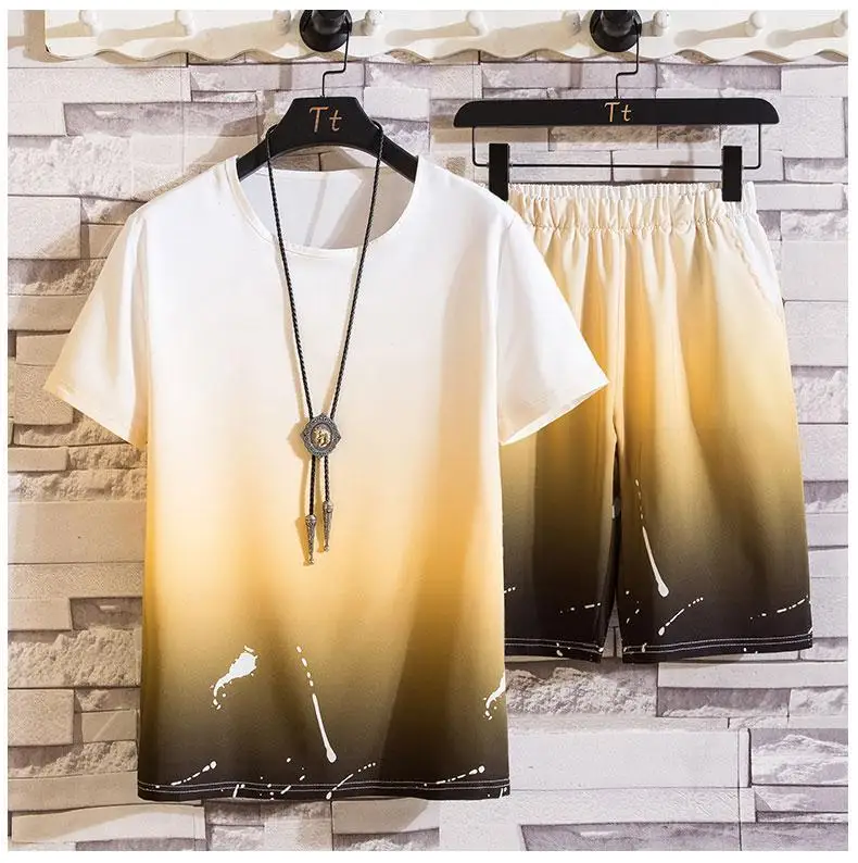 

Женский комплект из 2 предметов, свободная футболка с коротким рукавом и капри из вискозы с градиентом, лето 2023