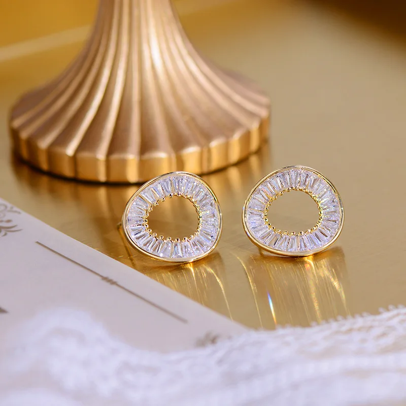 

Изысканные роскошные круглые серьги из циркония класса ААА с золотым покрытием 14 к, корейские модные ювелирные изделия, элегантные женские ...