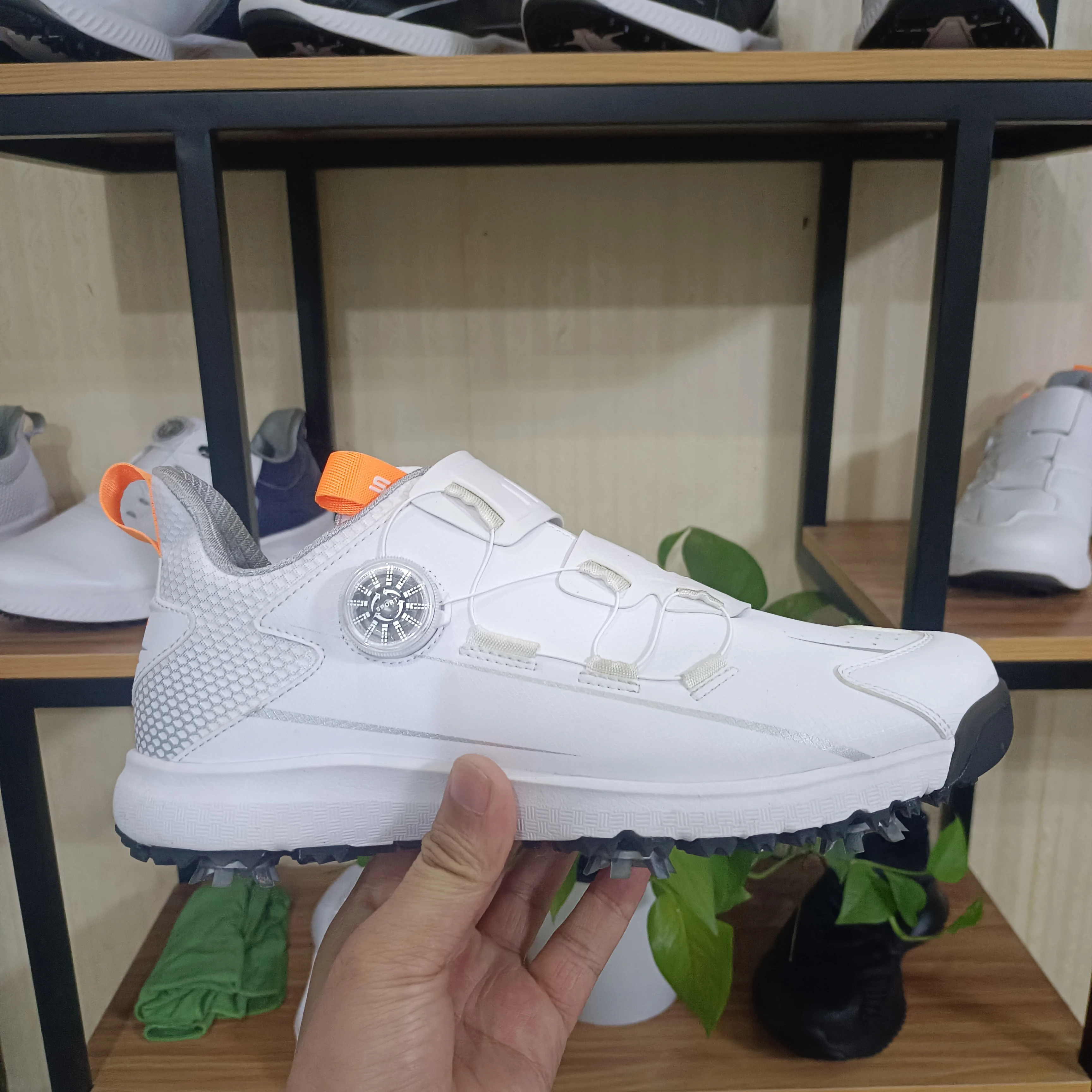 New Professional Golf Shoes Men Size 36-47 Luxury Golf Sneakers Comfortable Walking Footwears for Golfers Walking Shoes