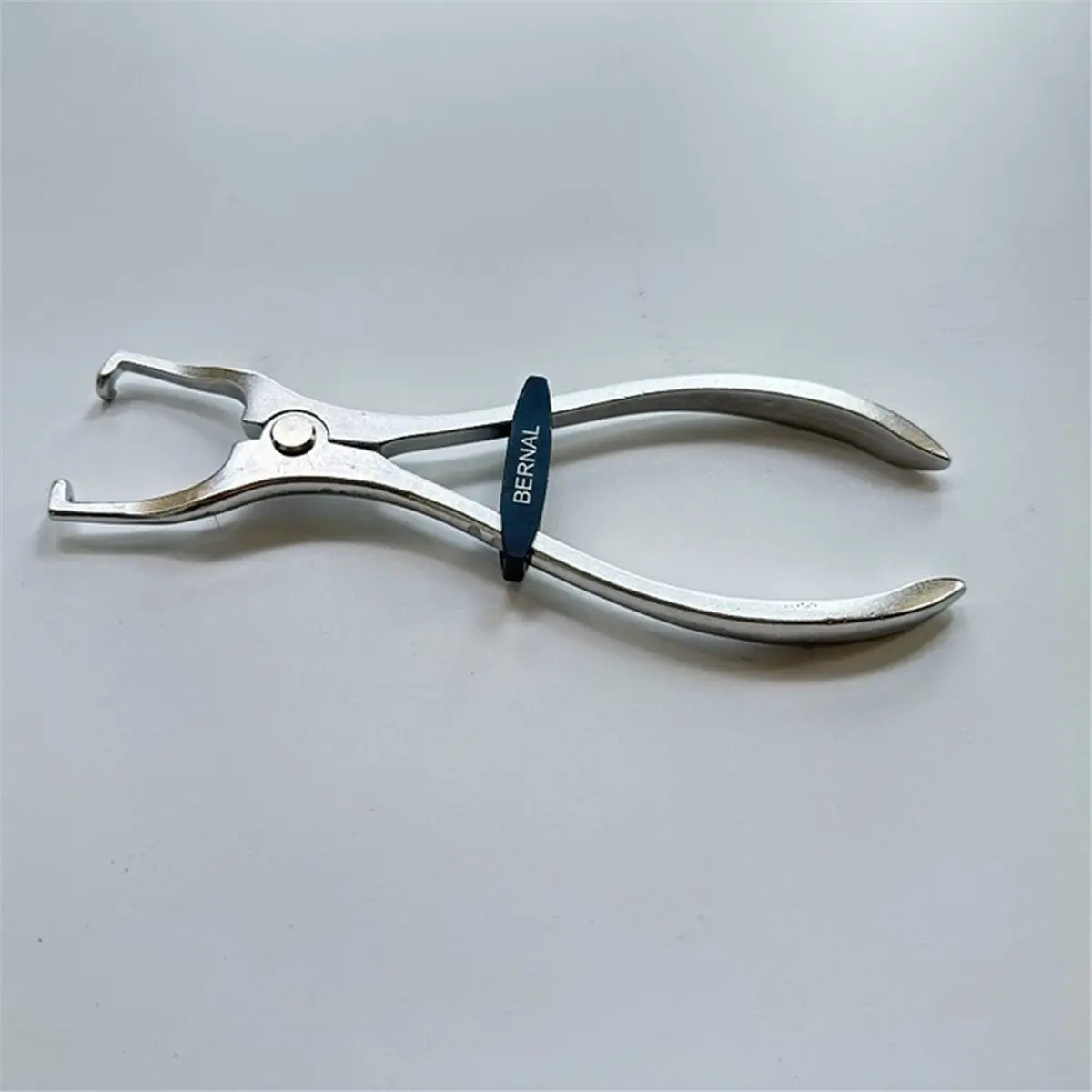 Фото Премиальные кольцевые щипцы ABUA Matrix Ring Forceps: кусачки для кольцевых зажимов, сильные разделительные зажимы, совместимые с Wagotrix №5