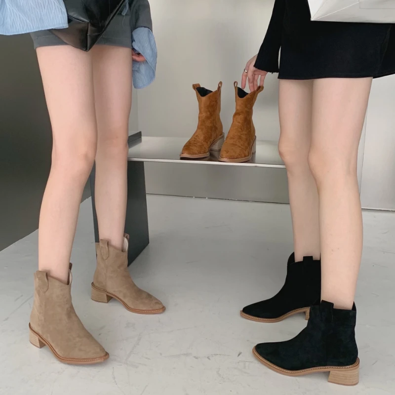 

2022 New Frosted Western Cowboy Boots Women's Short Tube Fashion Chelsea Women's Boots Pointed Toe Rider Boots