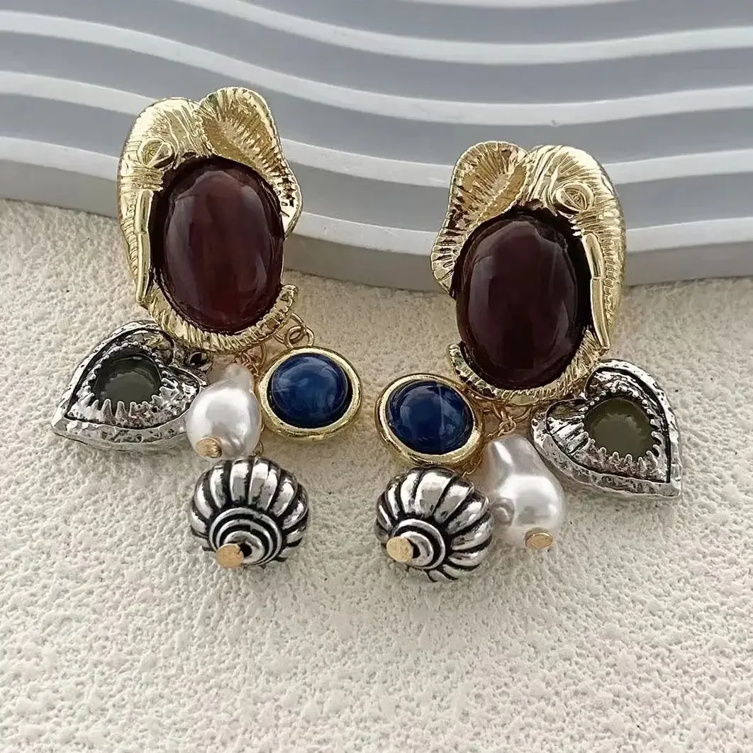 Серьги-подвески в стиле ретро с жемчугом и кисточками форме сердца из смолы