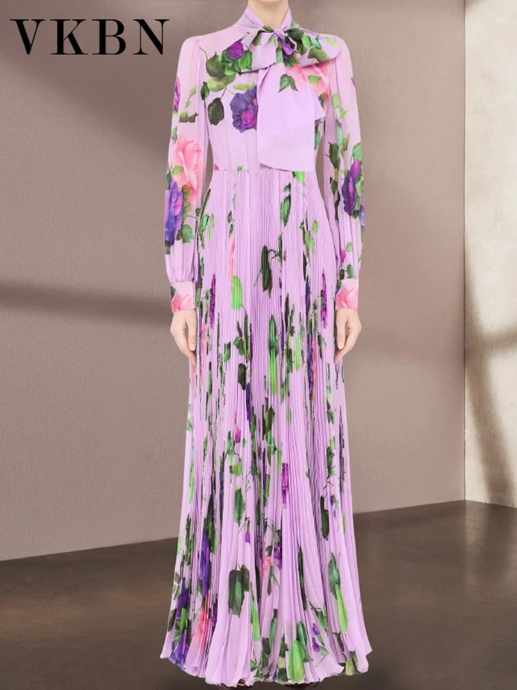 

Женское платье-макси с высокой талией, длинным рукавом и принтом