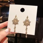 Простые серьги с кисточками и отверстиями в виде семи углов для женщин, модные персонализированные серьги для женщин, мода 2021, милые красивые серьги с тонкой звездой и лицом