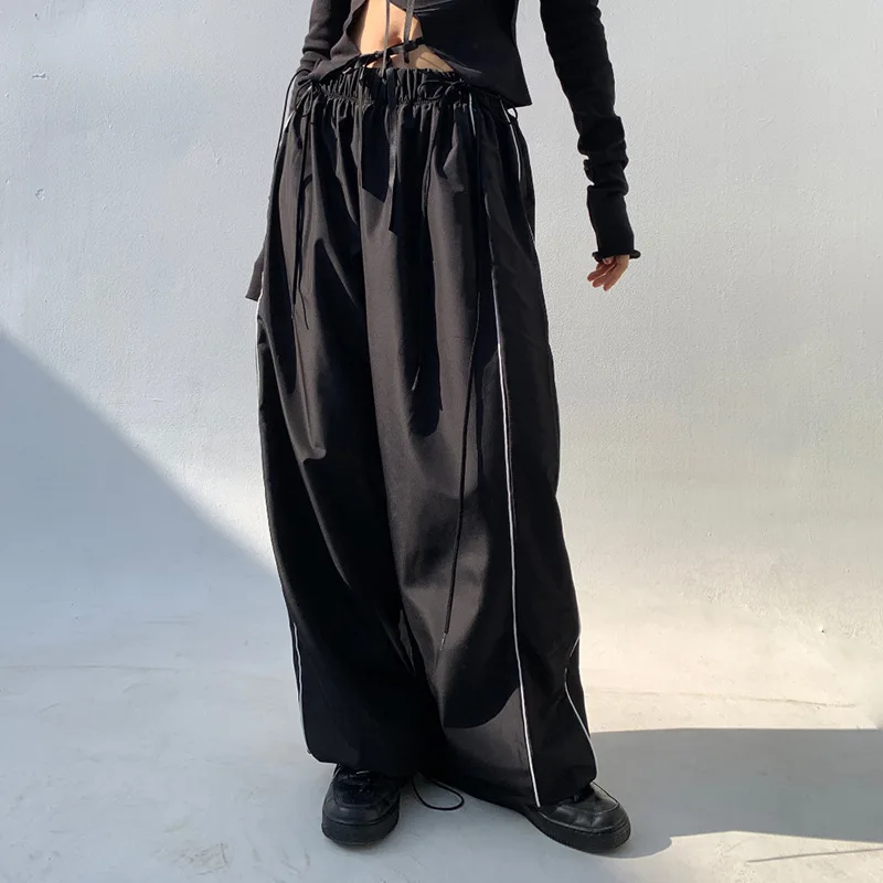 

Goth Dark Streetwear Side Stripe Y2k Punk Cargo Pants Cyber Gothic Baggy Drawstring Trousers Sporty Fashion Parachute 90s Bottom