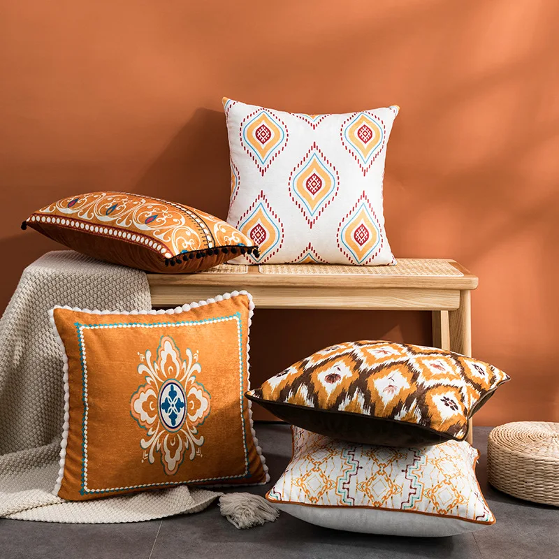 

India Cushion Cover 45*45cm Orange Geometric Printing Warm Throw Pillows Case with Tassels Decorative Pillows for Luxury Sofa