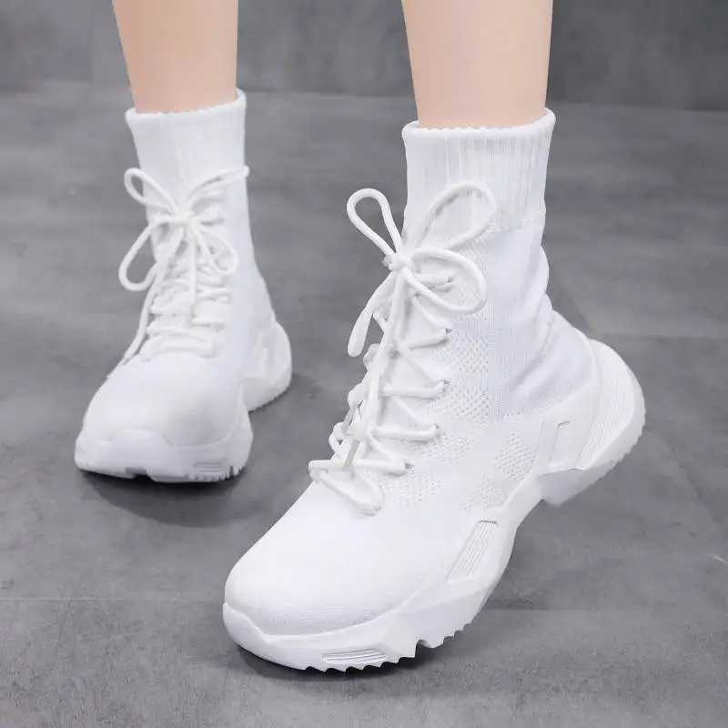 

Teenagers Womens Running Sneakers Flat Female Yellow Sports Shoes Scape Designer Sneakers Boots Women's Sport Shoes Surf Tennis