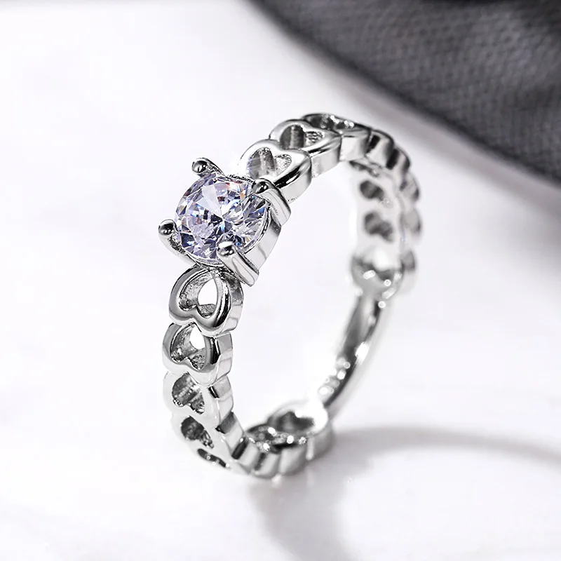 

Korean Style Women Wedding Rings Fresh Hollow Out Heart Band Design Fashion Jewelry Shiny Round CZ Party Rings for Female
