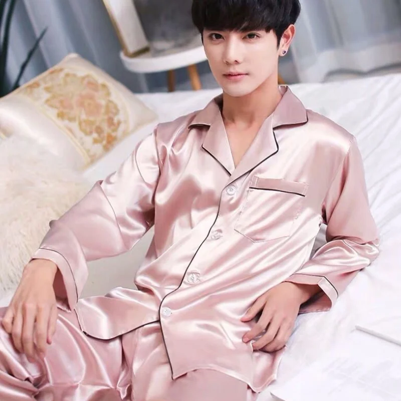 

2021 New Male Stain Silk Pajama Set Pyjamas Silk Sleepwear Men Smart Soft Pijama Suit Solid Color Satin ome Clotin Summer