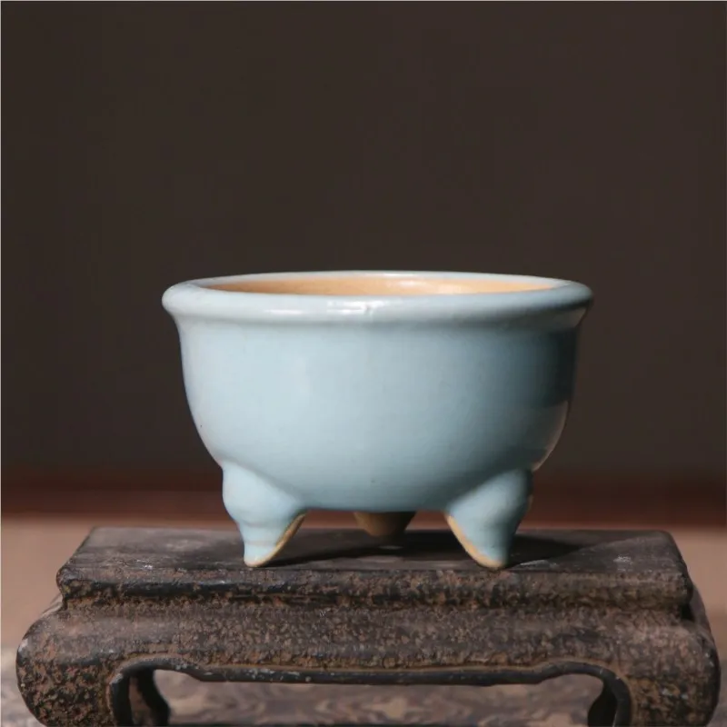 

Маленький цветочный горшок LE911 в китайском стиле, круглый горшок бонсай из глазурованной керамики с тремя ногами, фиолетовый песок, цветочный горшок, домашний декор, 1 шт.
