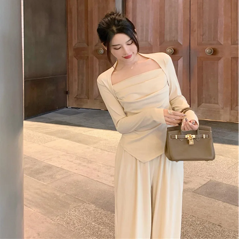 

Большого размера дизайн ощущение неправильности внутри Возьмите нижнюю рубашку женская весна-осень новинка полная mm pure desire wind две футболки...