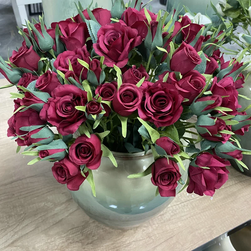 

Realistic Artificial Flower Bouquet Home Decor High-Quality 15 Head Rose Wedding Holding Flower Bridal Room Decoration Natal