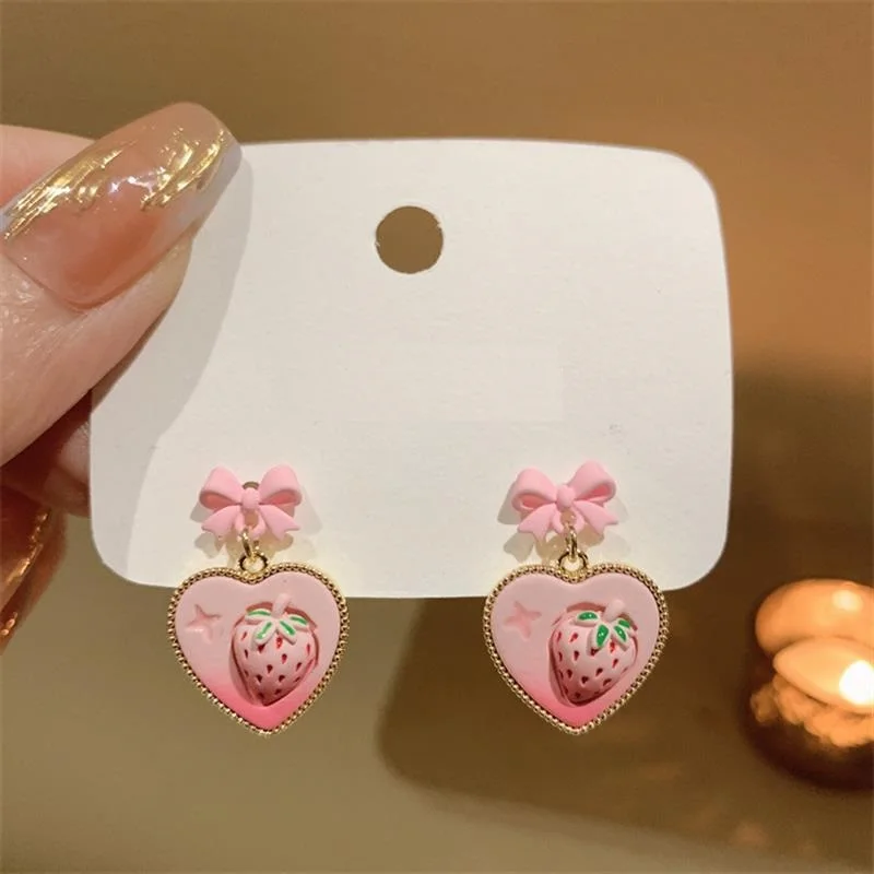 

Sweet Pink Bow Heart Stud Earrings For Women Fashion Cute Enamel Strawberry Pearl Love Earrings Party Jewelry Creative Girl Gift