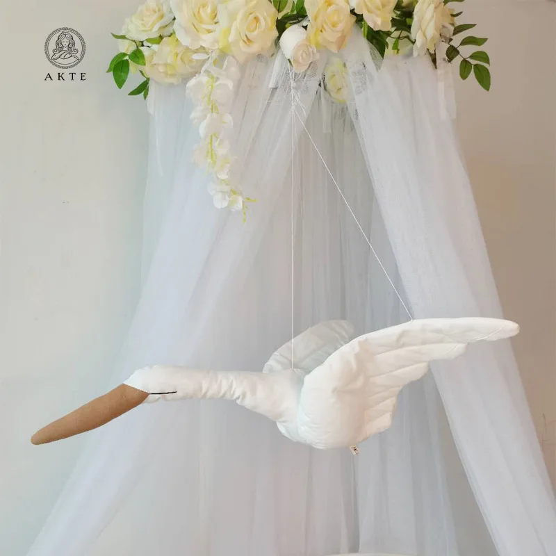 

Креативная подвесная плюшевая кукла в виде лебедя из ткани, украшение для детской комнаты, подвесные украшения, детская мягкая подушка